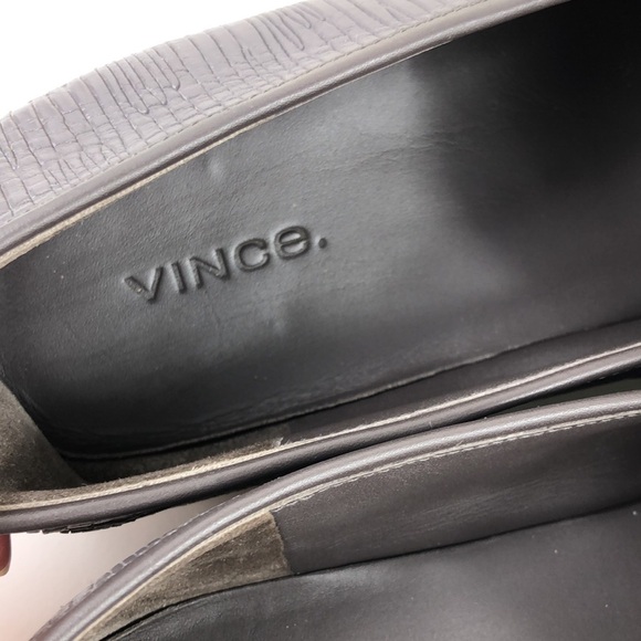 2/$30 VINCE Loafers Size 9 Gray Textured Leather Slip-On Casual Sneakers - Picture 11 of 15